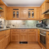 Отель Arcadia House - Lovely Apartment Close to Beaches Harbour and Town Centre, фото 5