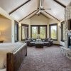 Отель Big Pine by Avantstay Stunning Secluded Oregon Home w/ Hot Tub, фото 7