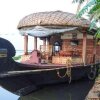 Отель 1 BHK Houseboat in Govt Boat Jetty, Kumarakom, by GuestHouser (97E9), фото 10