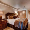 Отель Ski in, Ski out 2 Bedroom Vacation Rental in the Heart of Lionshead Village, фото 3