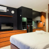 Отель Brand New Studio at Bintaro Icon Apartment, фото 4