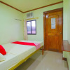 Отель OYO 788 Lisa's Guesthouse Vaccinated Staff, фото 4