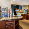 Отель Comfort Inn East, фото 34