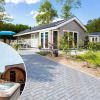 Отель Nice chalet with outdoor sauna and spa, in a holiday park, near the Veluwe, фото 4
