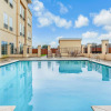 Отель La Quinta Inn & Suites by Wyndham Luling, фото 11