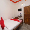Отель OYO 15261 Unik Beach Hotel, фото 4