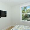 Отель Direct Beach View Apartment 5, фото 5