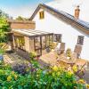 Отель Covehurst Bay Holiday Cottages в Хейстингсе