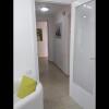 Отель Deluxe 3 Bedroom Apartment, Balcony, 15 Minutes Walk to City and Beach Sys2, фото 6