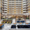Отель Embassy Suites by Hilton Orlando International Dr Conv Ctr, фото 2