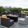 Отель New Listing Chic Capitol Hill W Courtyards 1 Bedroom Condo, фото 18