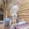 Отель Cozy Heber-overgaard Cabin w/ Fire Pit, Game Room!, фото 8