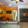 Отель Bright, Airy 2BD Condo 3 Blocks From Beach, фото 2