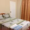 Отель Walker's Holiday Apartment в Блэк-Роке
