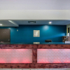 Отель Comfort Inn & Suites Airport - American Way, фото 2