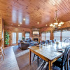 Отель The Great Escape II 5 Bedroom Mountain View Home with Hot Tub, фото 11