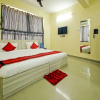 Отель OYO 8125 near DLF IT Park, фото 5