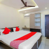 Отель OYO 19321 Hotel Surya Comforts, фото 4