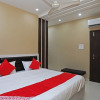Отель OYO 44565 Ashrit Suites, фото 6
