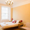 Отель Spacious 4 Bedroom New Town Home, фото 6