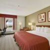 Отель Baymont Inn & Suites Evansville North/Haubstadt, фото 3