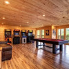 Отель Rocky Top Lodge - 9 Bedrooms, 8 Baths, Sleeps 40 Home by Redawning, фото 8