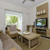 Отель Beach Club Port Douglas 3 Bedroom Luxury Apartment, фото 2