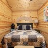 Отель Hr 2- The Blue Sky 1 Bedroom Cabin by Redawning, фото 2