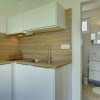 Отель Modern Holiday Home With Enclosed Garden, фото 6