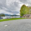 Отель Lake George Waterfront Cabin w/ On-site Marina! в Болтоне Лендинге