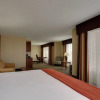 Отель Holiday Inn Express Hotel & Suites Columbia-I-20 - Clemson Rd, фото 2