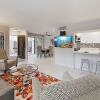 Отель Chic Condo W/ Pool, Balcony – 1 Block To El Paseo! Condo, фото 17
