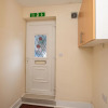 Отель Newly Refurbished Studio, 20 Mins to London Bridge, фото 10
