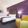 Отель La Quinta Inn & Suites by Wyndham Myrtle Beach - N Kings Hwy, фото 7