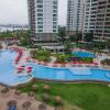 Отель Ocean Front Condo Sleeps 4 Adults-Grand Venetian T3000-1606, фото 19