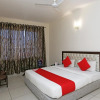 Отель Yellow Sapphire By OYO Rooms, фото 3