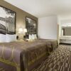 Отель Super 8 Chatsworth / Dalton, фото 6