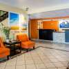 Отель Days Inn & Suites by Wyndham Stevens Point, фото 7