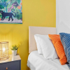 Отель Queens Apartment By My Getaways Free Parking for one car, фото 2