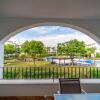 Отель Bright Apartment with Pool Views - BA811, фото 8