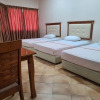 Отель OYO Home 90453 Narasindo Pd Tiara Bay, фото 15