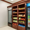Отель La Quinta Inn & Suites by Wyndham Madison American Center, фото 10