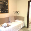 Отель Villa Gasco - 7 Sleeps With Pool in Pacengo di Lazise, фото 4