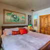 Отель Luxury , Views, Hot Tub & Chef Kitchen 4 Bedroom Home by RedAwning, фото 6