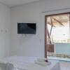 Отель Villa Namu Beach House Suites, фото 6