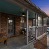 Отель Riverside Trade Retreat Avantstay Industrial-chic, Near Downtown Asheville, фото 14