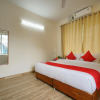 Отель OYO 15574 Caprice Residency, South, фото 6