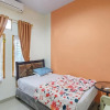 Отель OYO 91072 Enine Homestay Makassar, фото 10