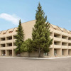 Отель Travelodge Kingston LaSalle Hotel в Кингстоне