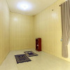 Отель Reddoorz @ Kotabaru, фото 13